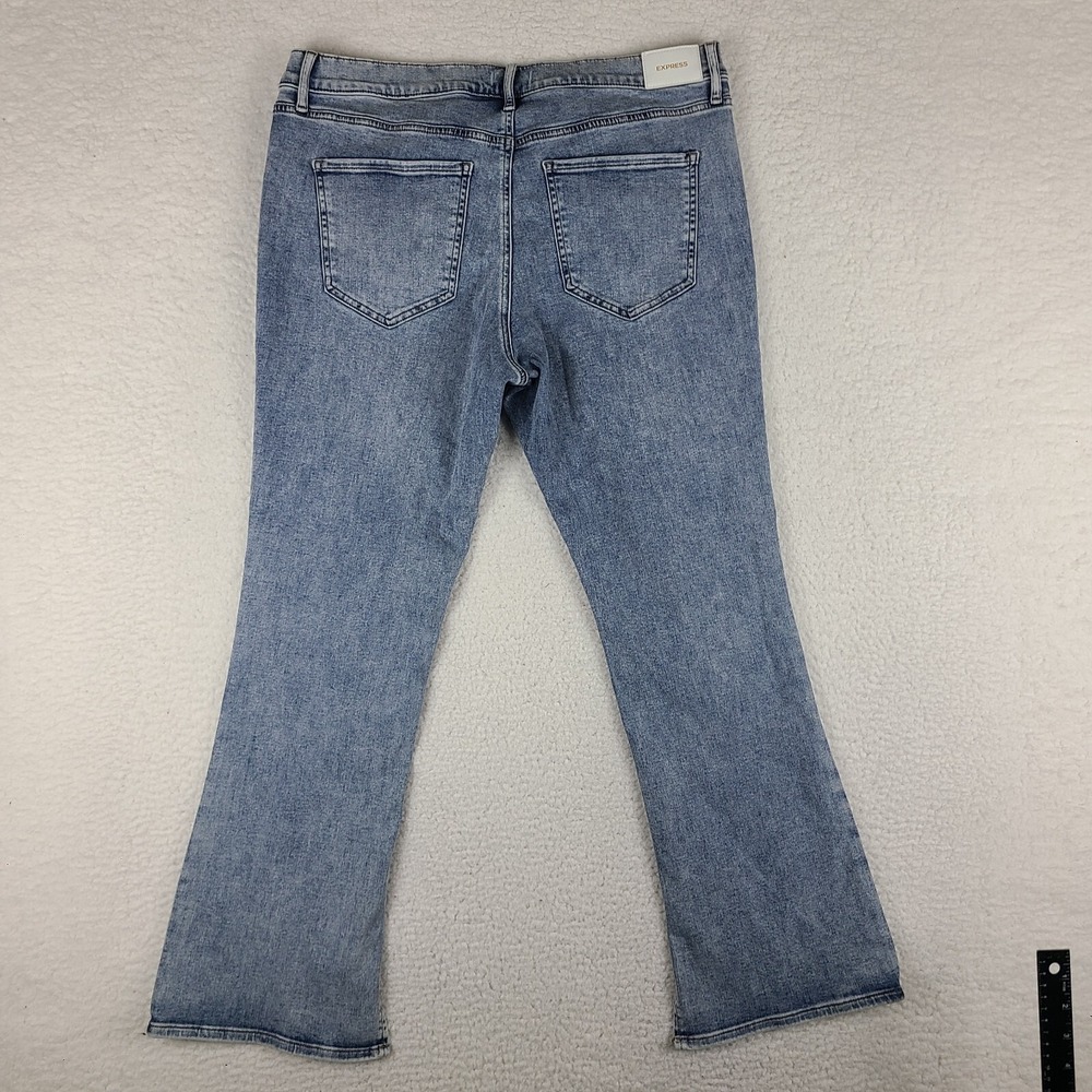Express Jeans Womens 16S 16 Short Skyscraper Mid Rise Distress Light Wash EC - Picture 12 of 14